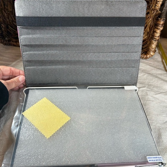 Jytrend Case for iPad 10.2 Pink White Flower - new - Picture 2 of 3